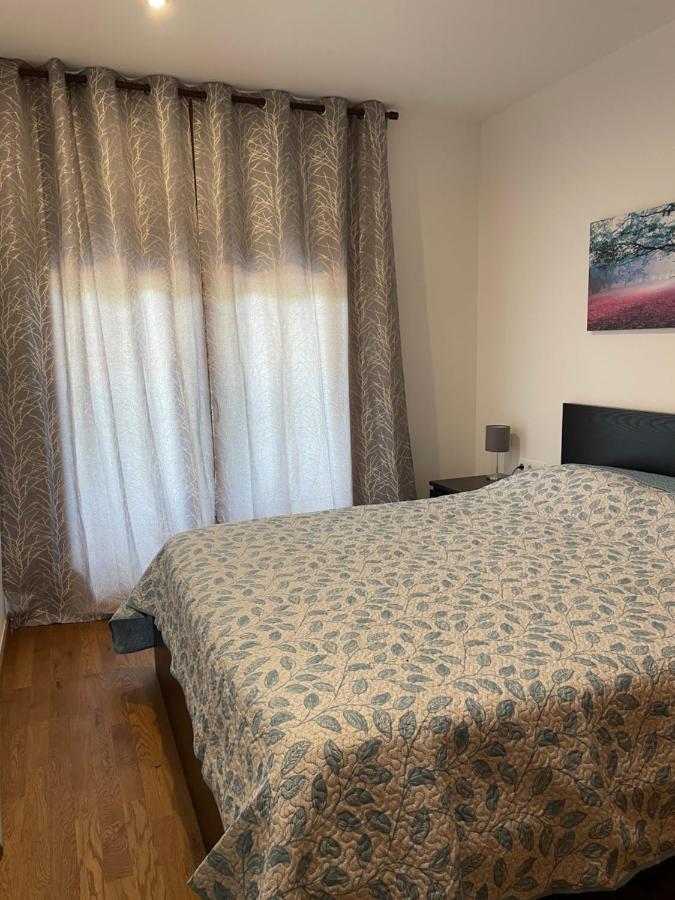 Appartement Precioso Calido Apartamento En Sort Con Terraza Extérieur photo