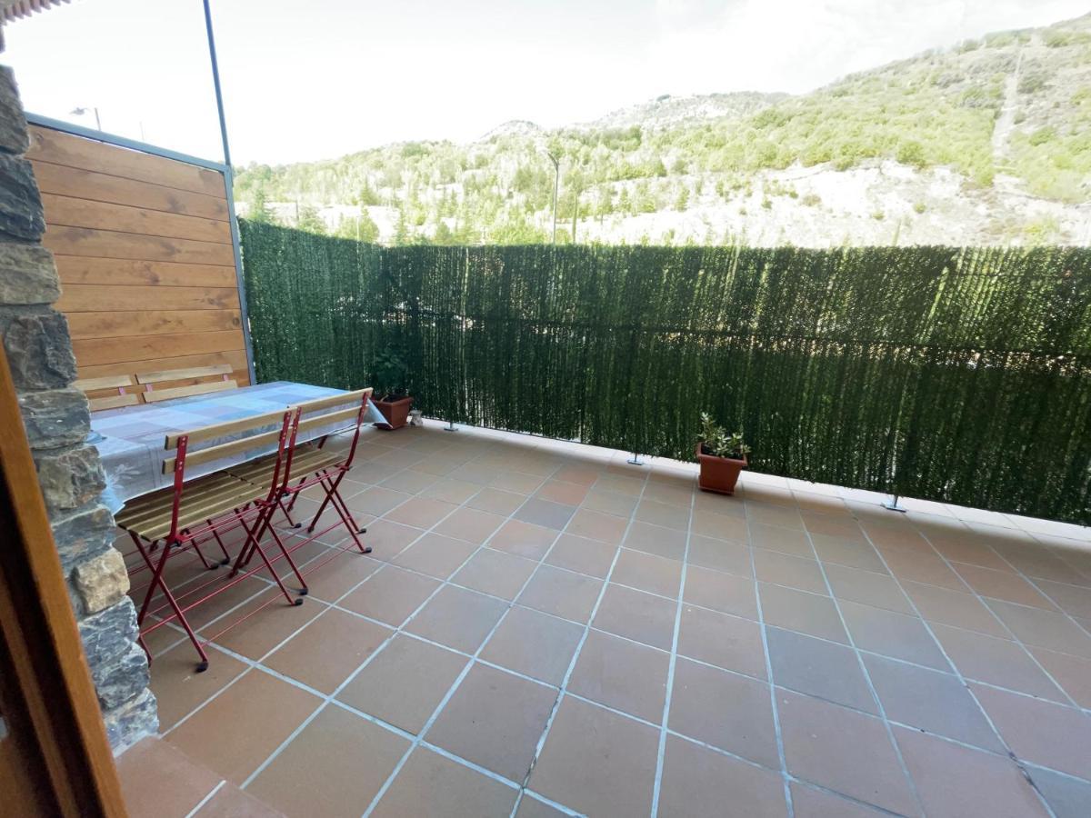 Appartement Precioso Calido Apartamento En Sort Con Terraza Extérieur photo